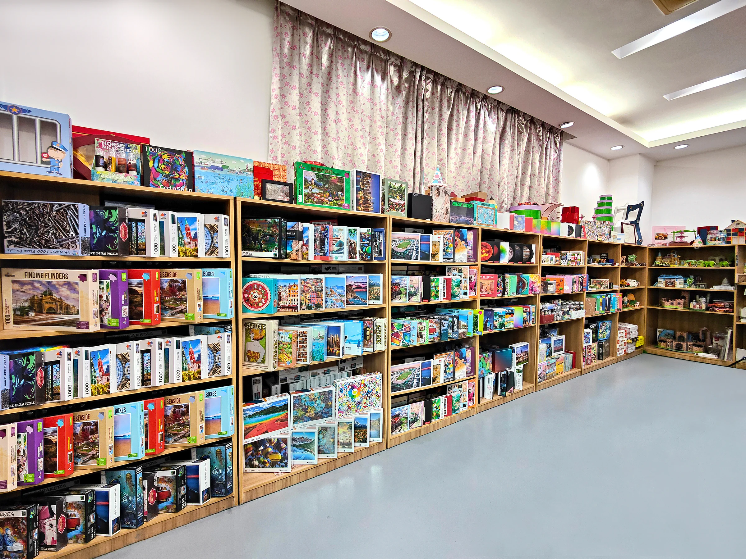 Company-supplied product-showroom photo; location attribution pending